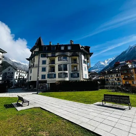 Centre, « lucille »,balcon, Vue Imprenable Et Parking Apartament